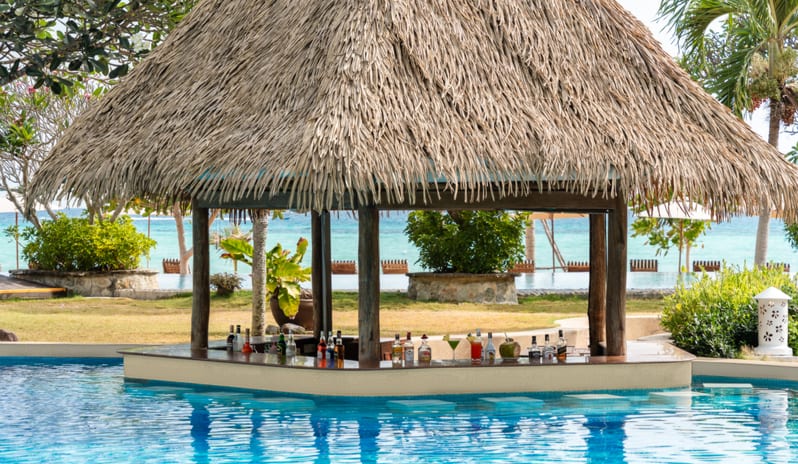 Fun Pool Bar Beachview